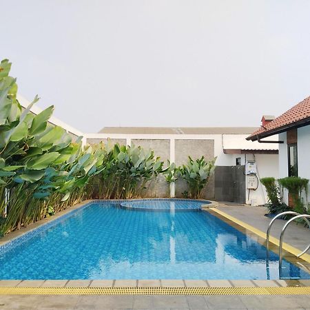 Hotel Dejati House Bekasi Zewnętrze zdjęcie