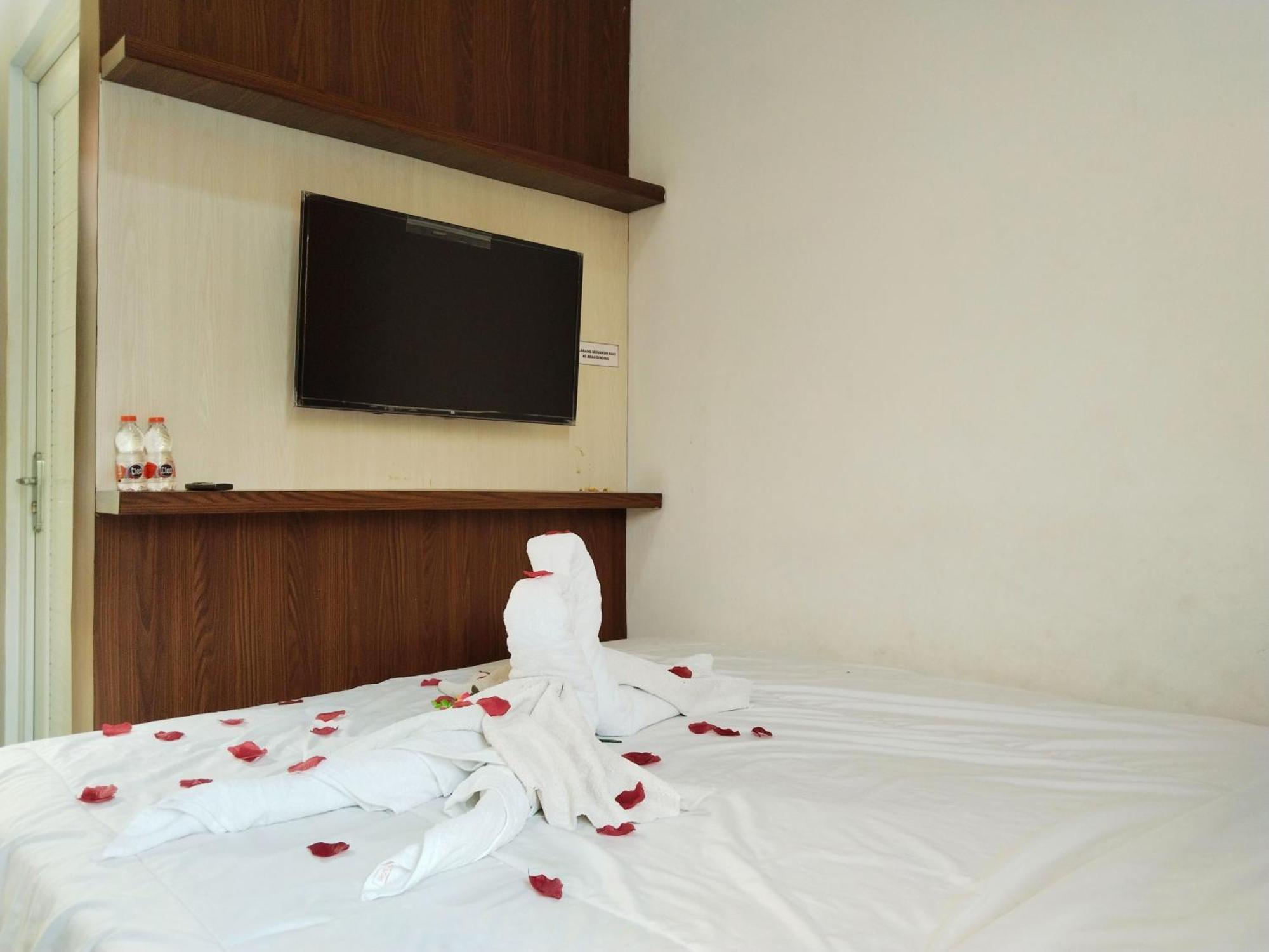 Hotel Dejati House Bekasi Zewnętrze zdjęcie