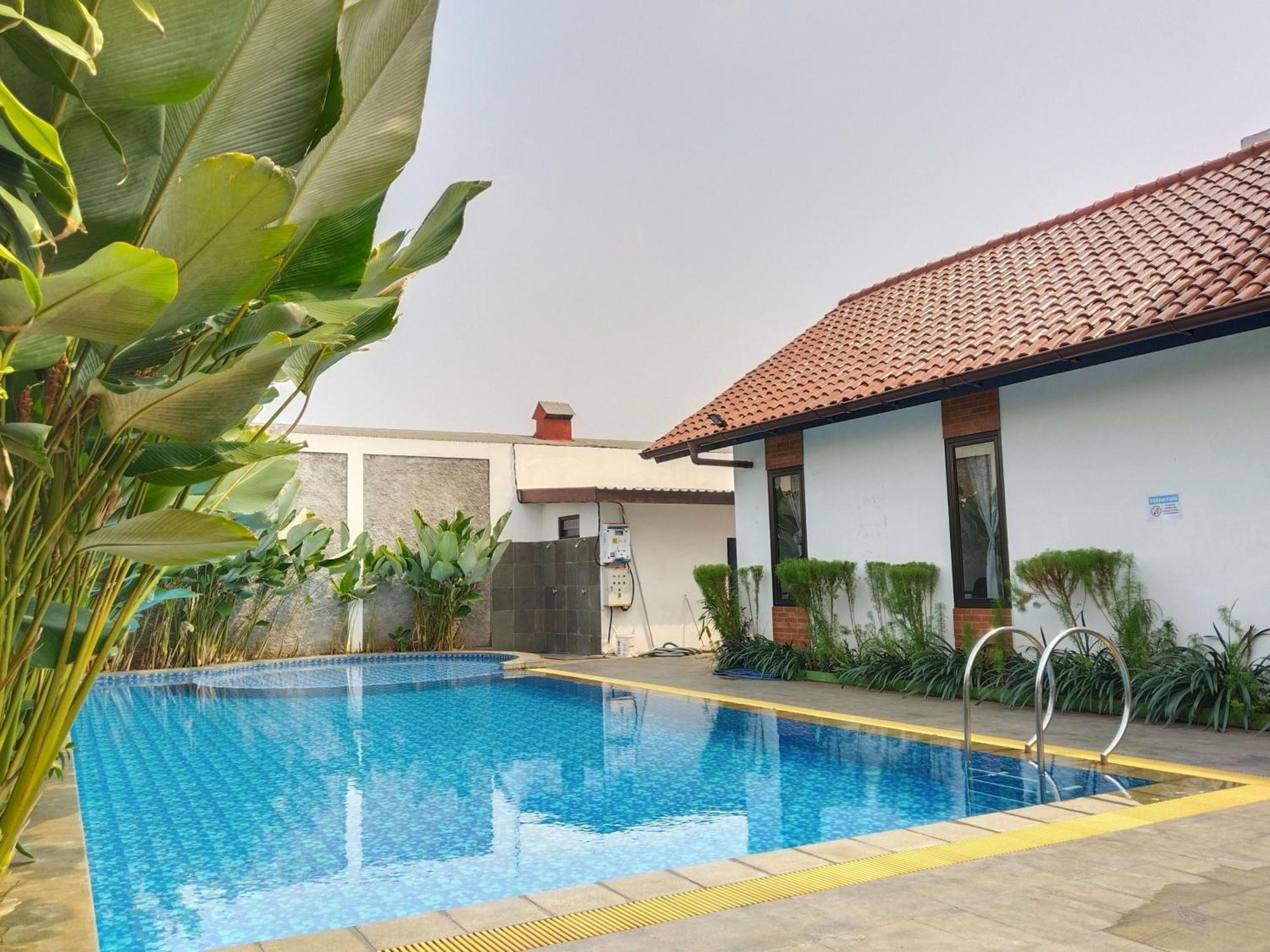 Hotel Dejati House Bekasi Zewnętrze zdjęcie